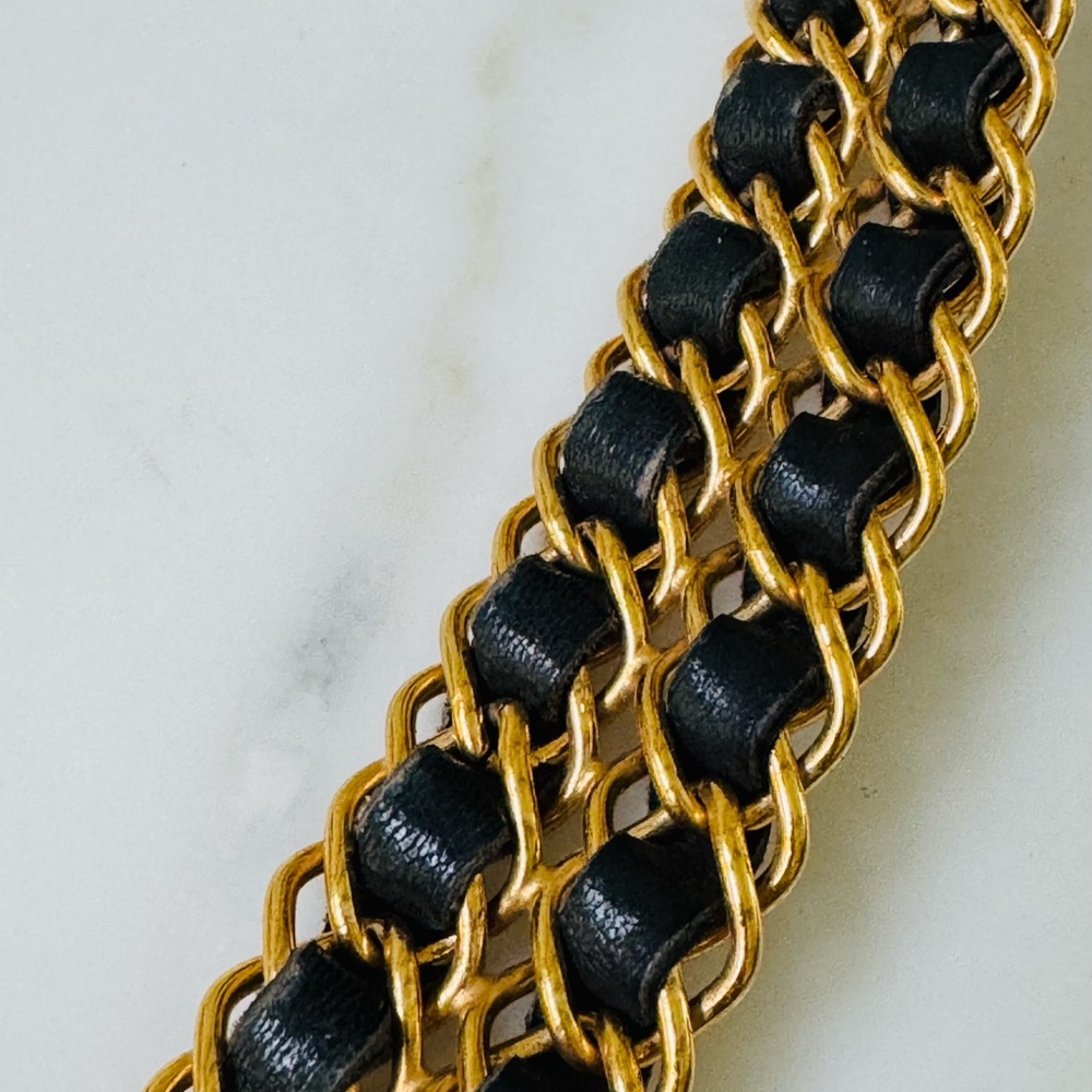CHANEL Vintage Gold & Black Double Chain Belt 31” • Authentic • France + Box - Picture 4 of 10
